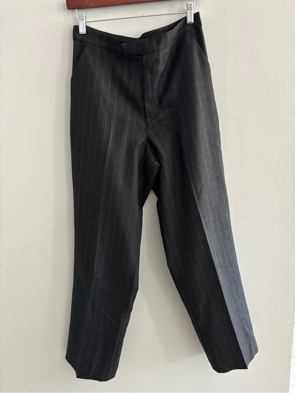 Briggs Women’s 100% Wool Black Pinstripe Dress Pants Size 8 Classic Trousers